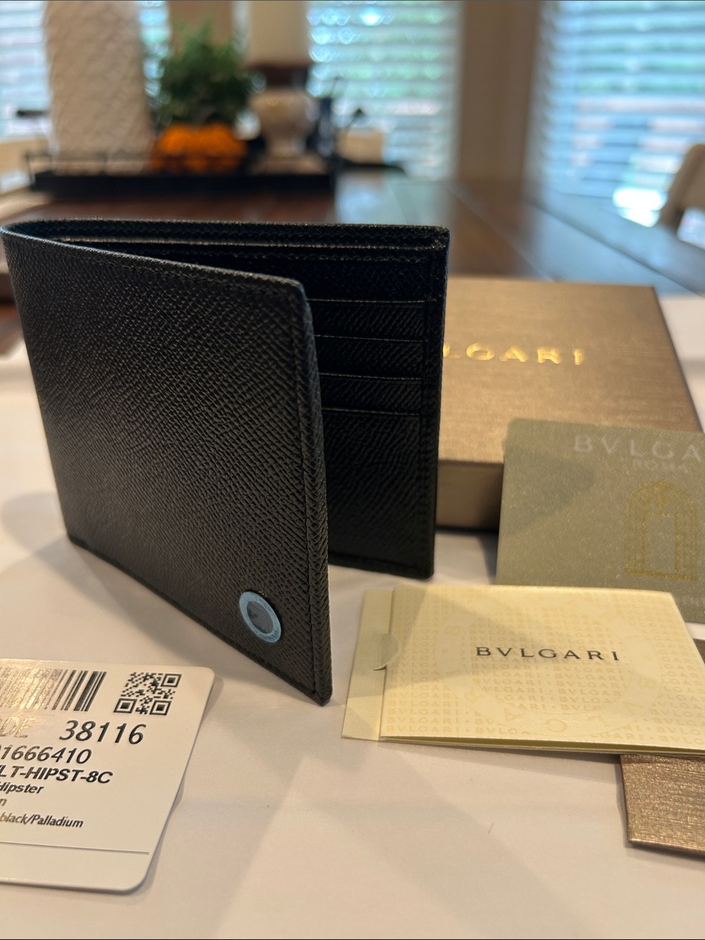 Bvlgari Bvlgari  Black Leather Men's Compact  Wallet